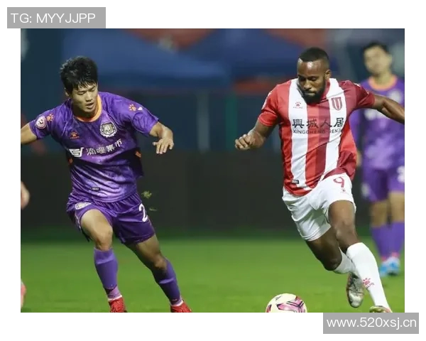 南京足球队在邀请赛中以51分稳居积分榜首位,展现强劲实力 南京足球队在邀请赛中以51分稳居积分榜首位,展现强劲实力