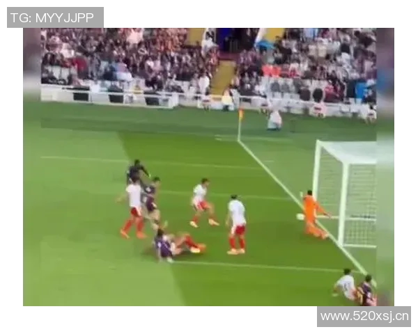 足球明星魅力无限广告视频揭秘他们背后的故事与品牌合作之道 足球明星魅力无限广告视频揭秘他们背后的故事与品牌合作之道