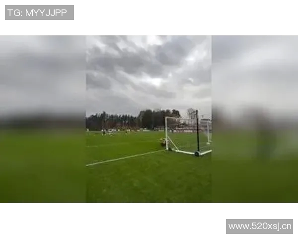 追逐梦想的绿茵传奇足球明星与少年心灵的碰撞 追逐梦想的绿茵传奇足球明星与少年心灵的碰撞