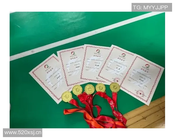 上海羽毛球队在欧锦赛积分榜上以97分稳居第一名展现强大实力