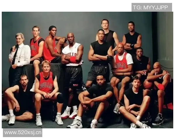 乔丹与足球明星亲密合影展现体育巨星之间的友谊与魅力